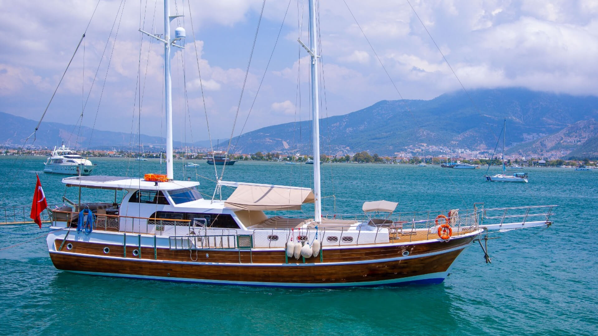 21 Metre 4 Kabin 10 Kişilik Sıfır Gulet