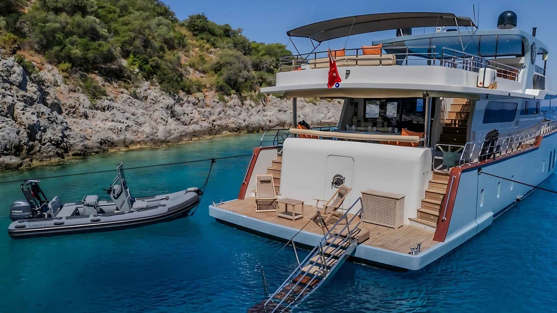 Delux Trawler Tekne Turu 4 Kabin