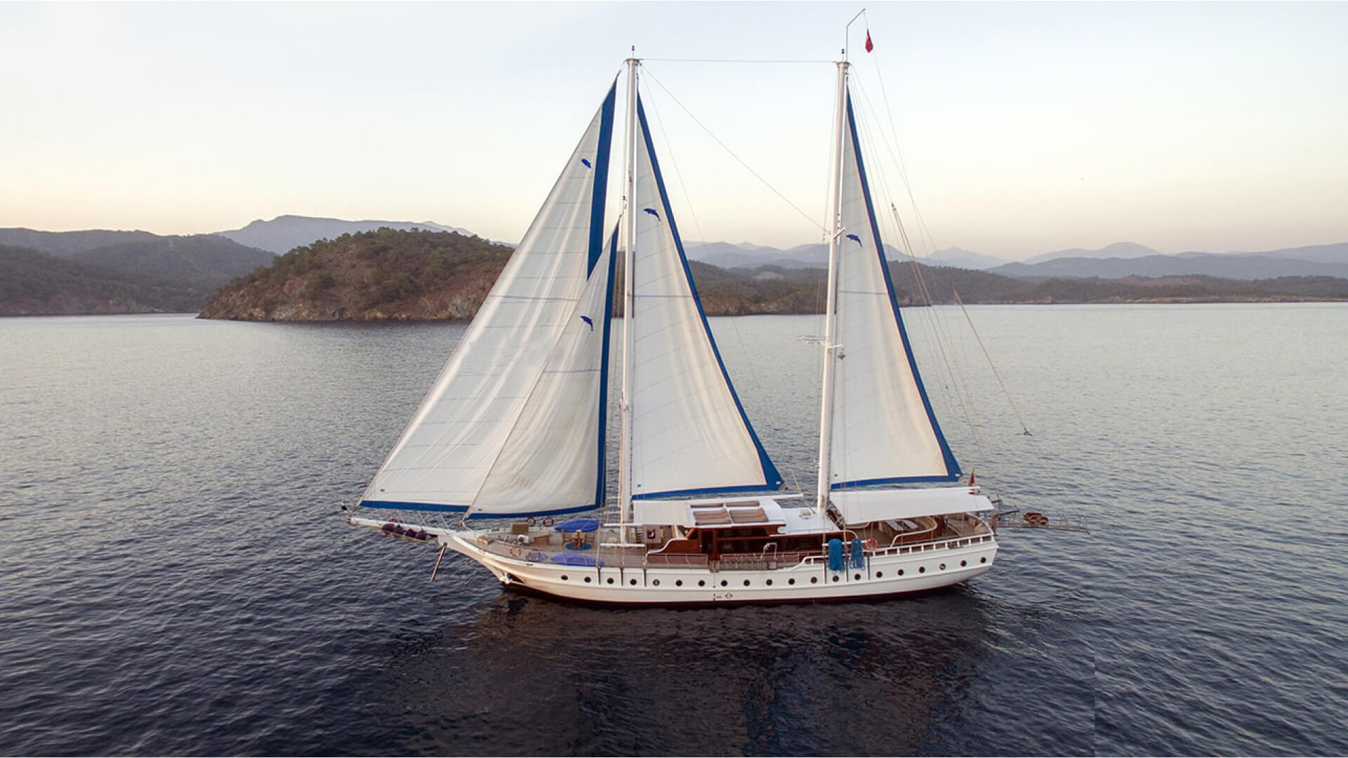 Lux Gulet Kiralama 6 Kabin 30 Metre