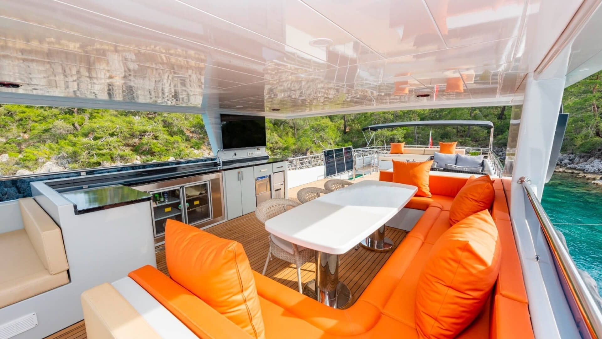 Lux Trawler Kiralama 5 Kabin 26 Metre