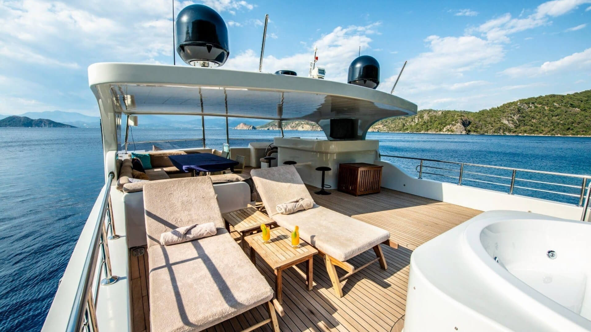 Delux Trawler Kiralama 5 Kabin 25 Metre 