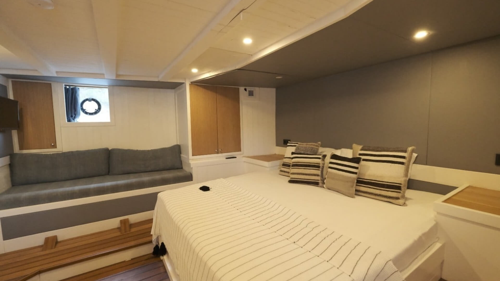 Delux Trawler Kiralama 4 Kabin 20 Metre 