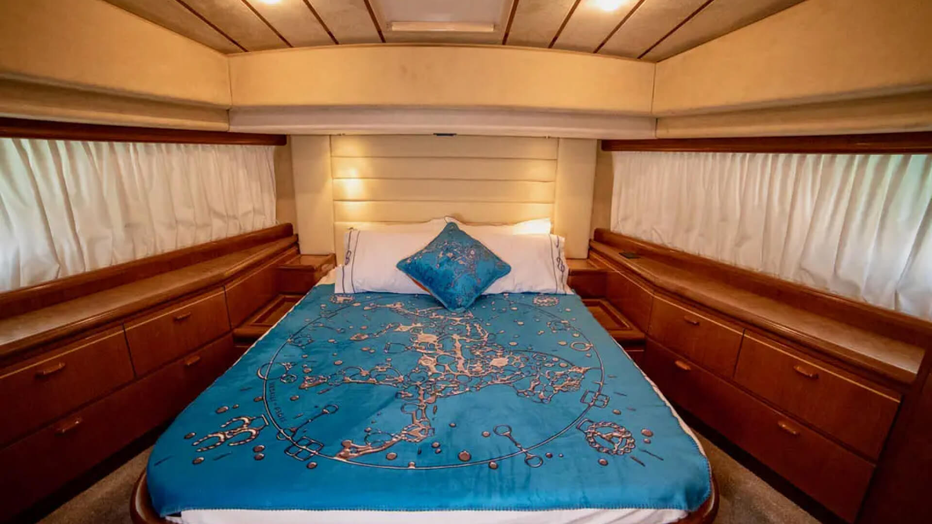 Motoryat Kiralama Deneyimi ve Ferretti 72 Motoryat ile Unutulmaz Bir Tekne Tatili
