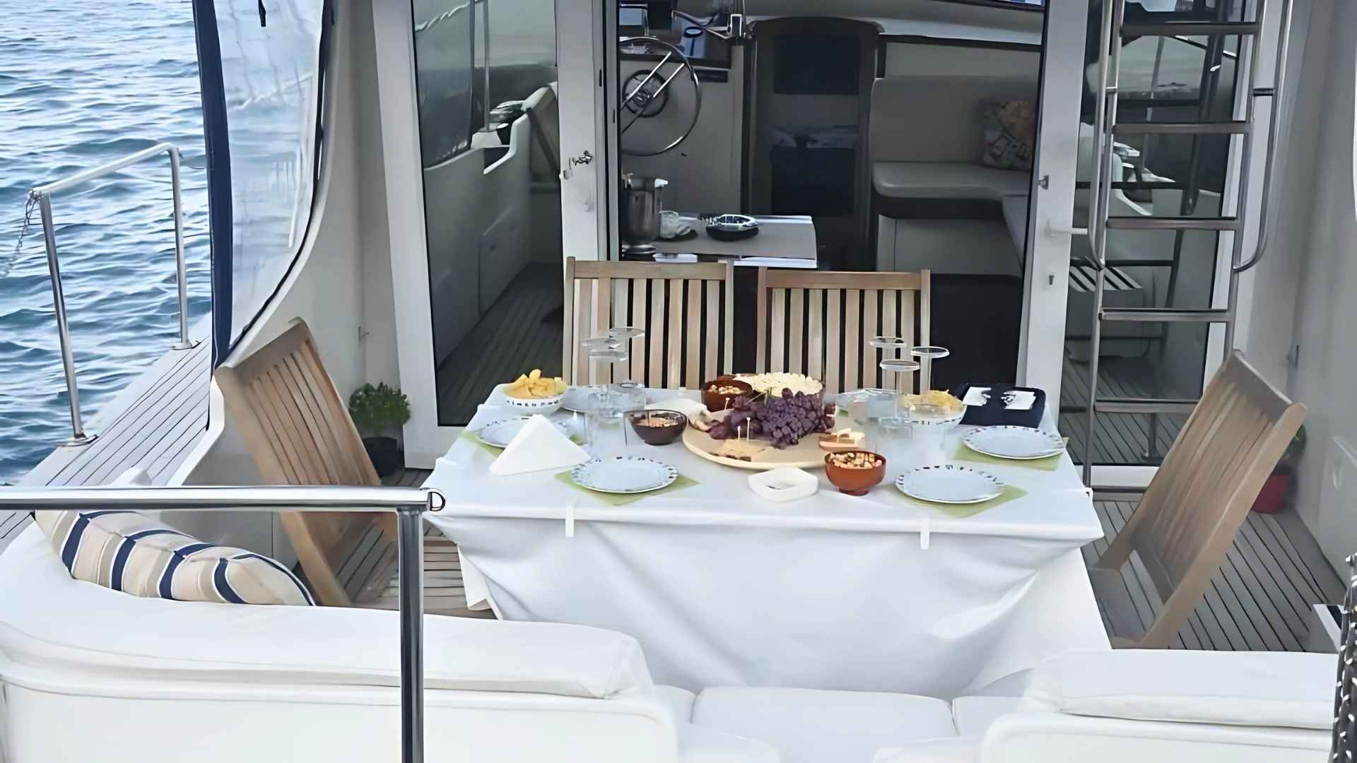 Göcek Ekonomik Tekne Kiralama 3 Kabin