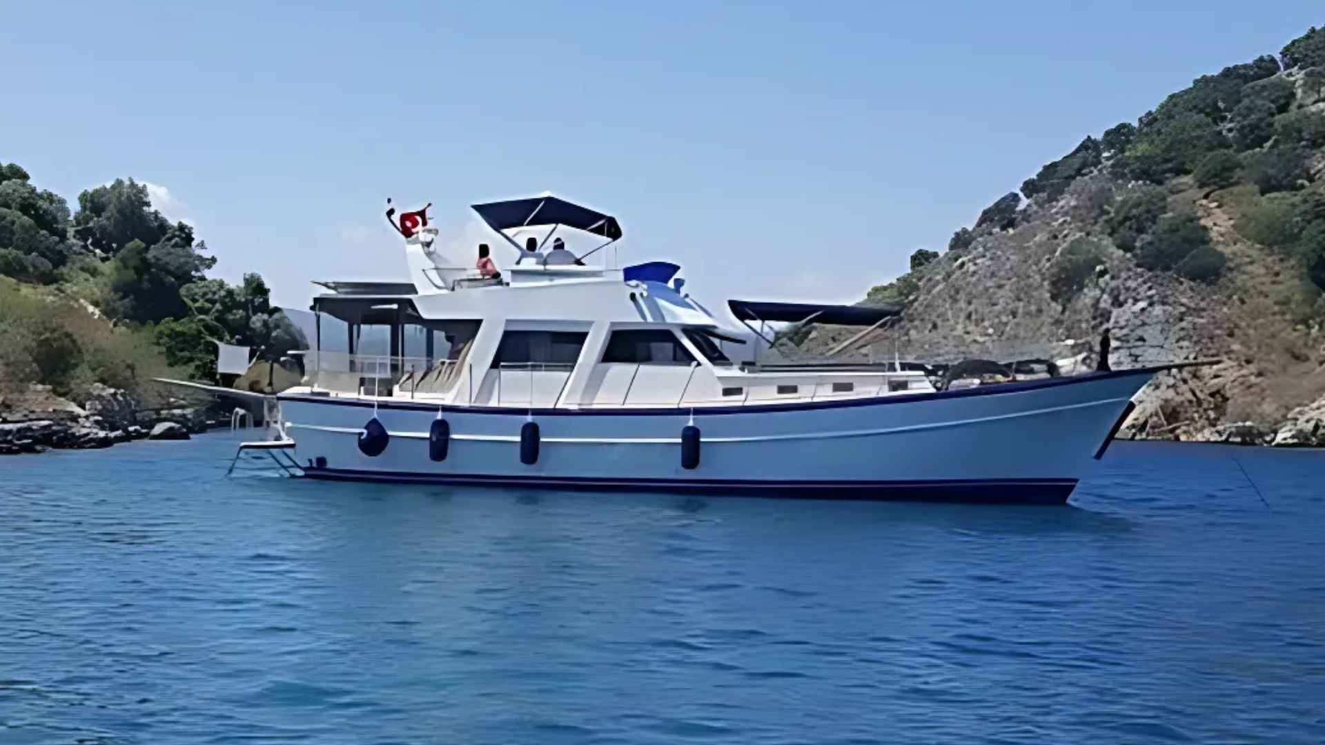 Göcek Ekonomik Tekne Kiralama 3 Kabin