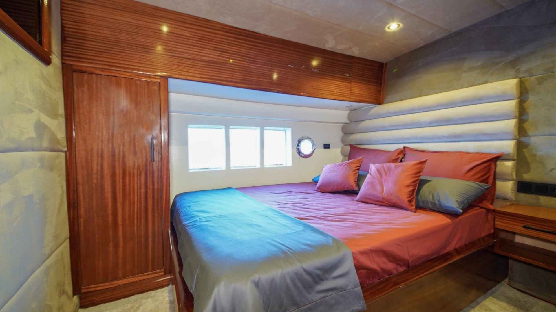 15 m 2 Kabin Lüx Yat ile Mavi Yolculuk