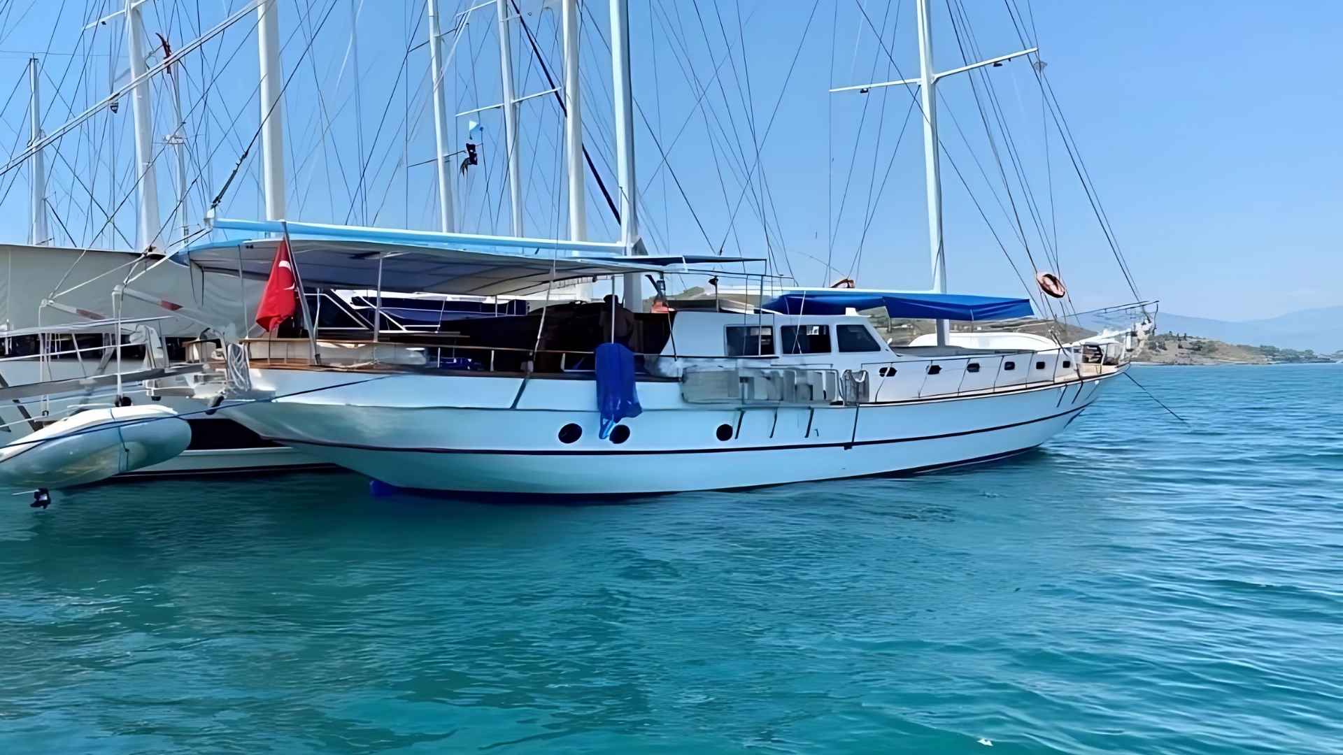 Fethiye Ekonomik Gulet Kiralama 5 kabin 10 kişi