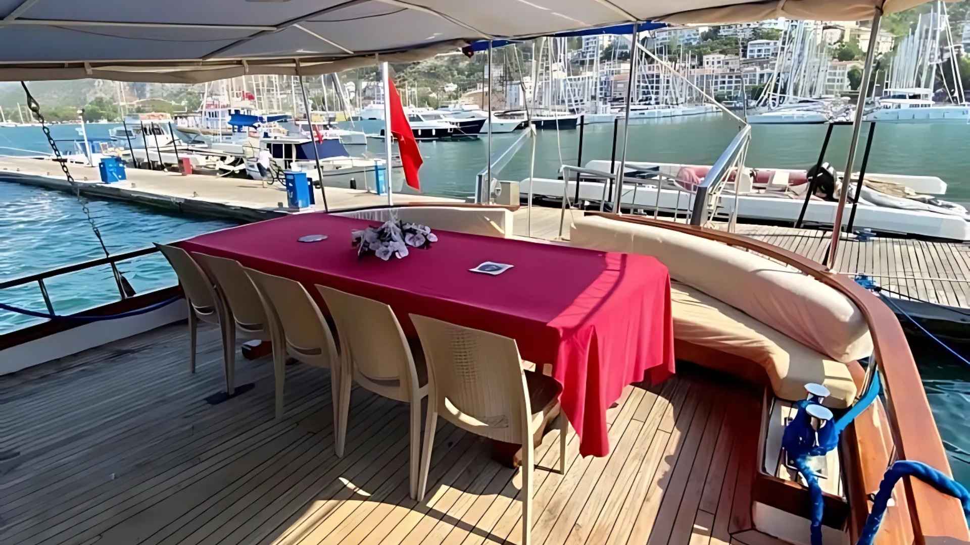 Fethiye Ekonomik Gulet Kiralama 5 kabin 10 kişi