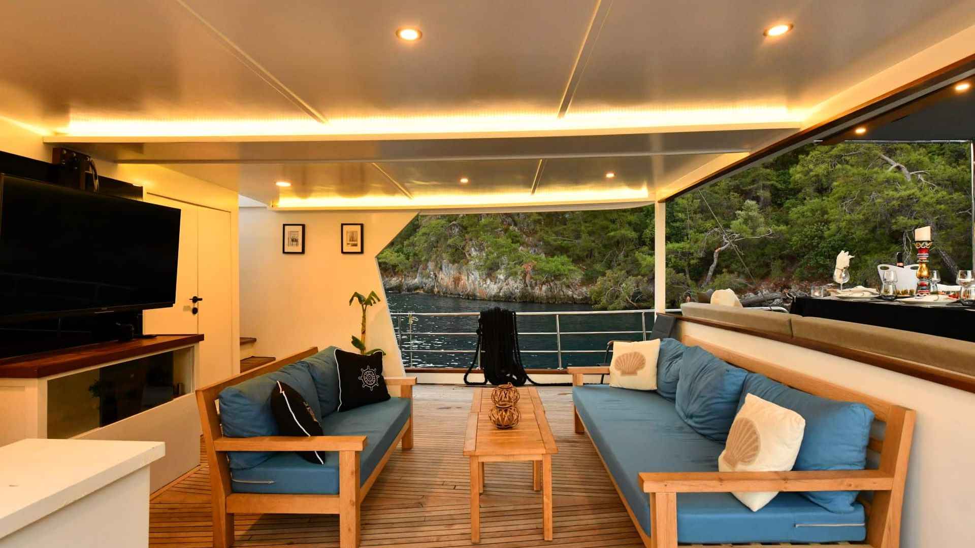 Lüx Yat Kiralama Fethiye Göcek 6 Kabin 24 M