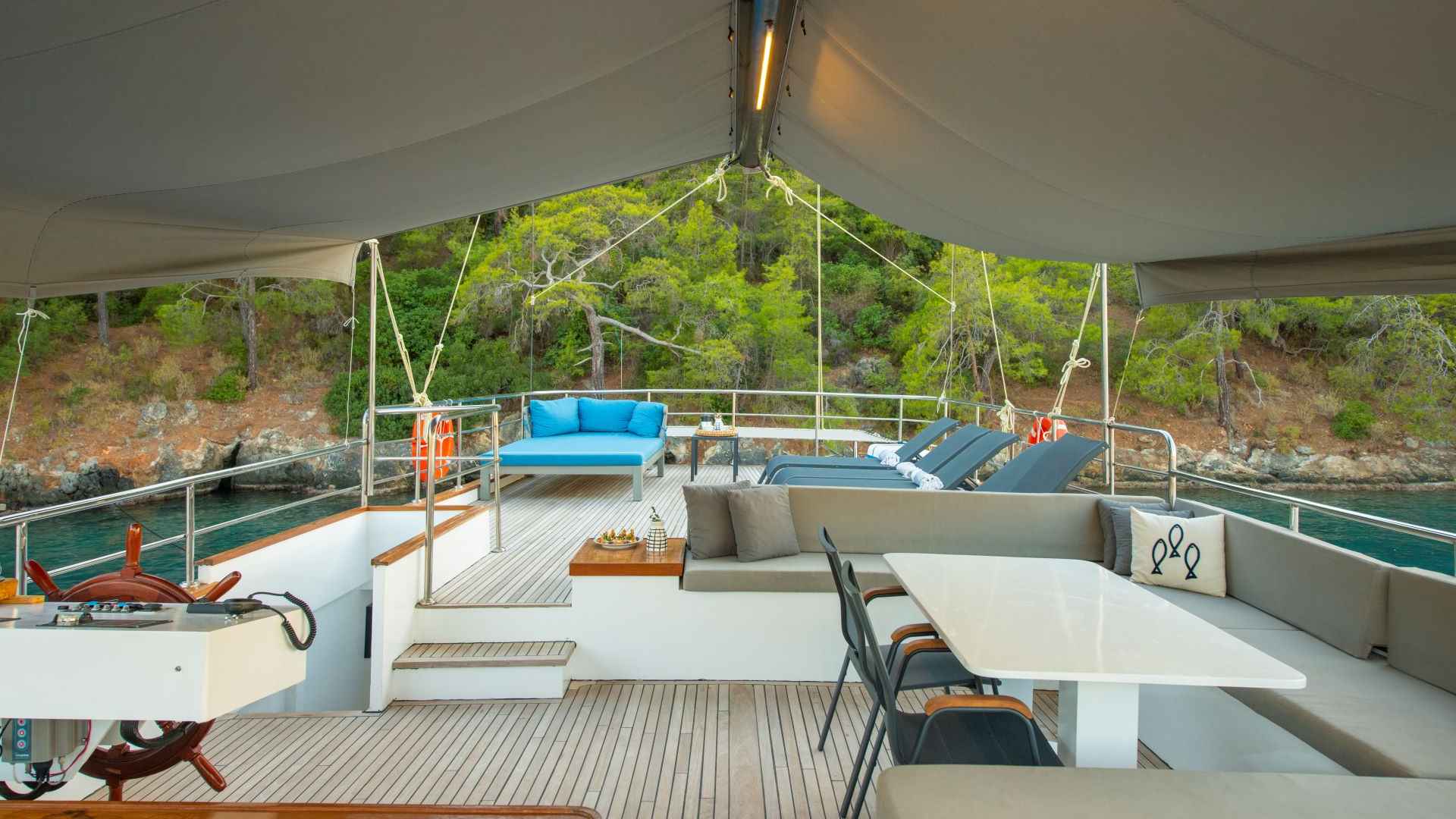 Lüx Yat Kiralama Fethiye Göcek 6 Kabin 24 M