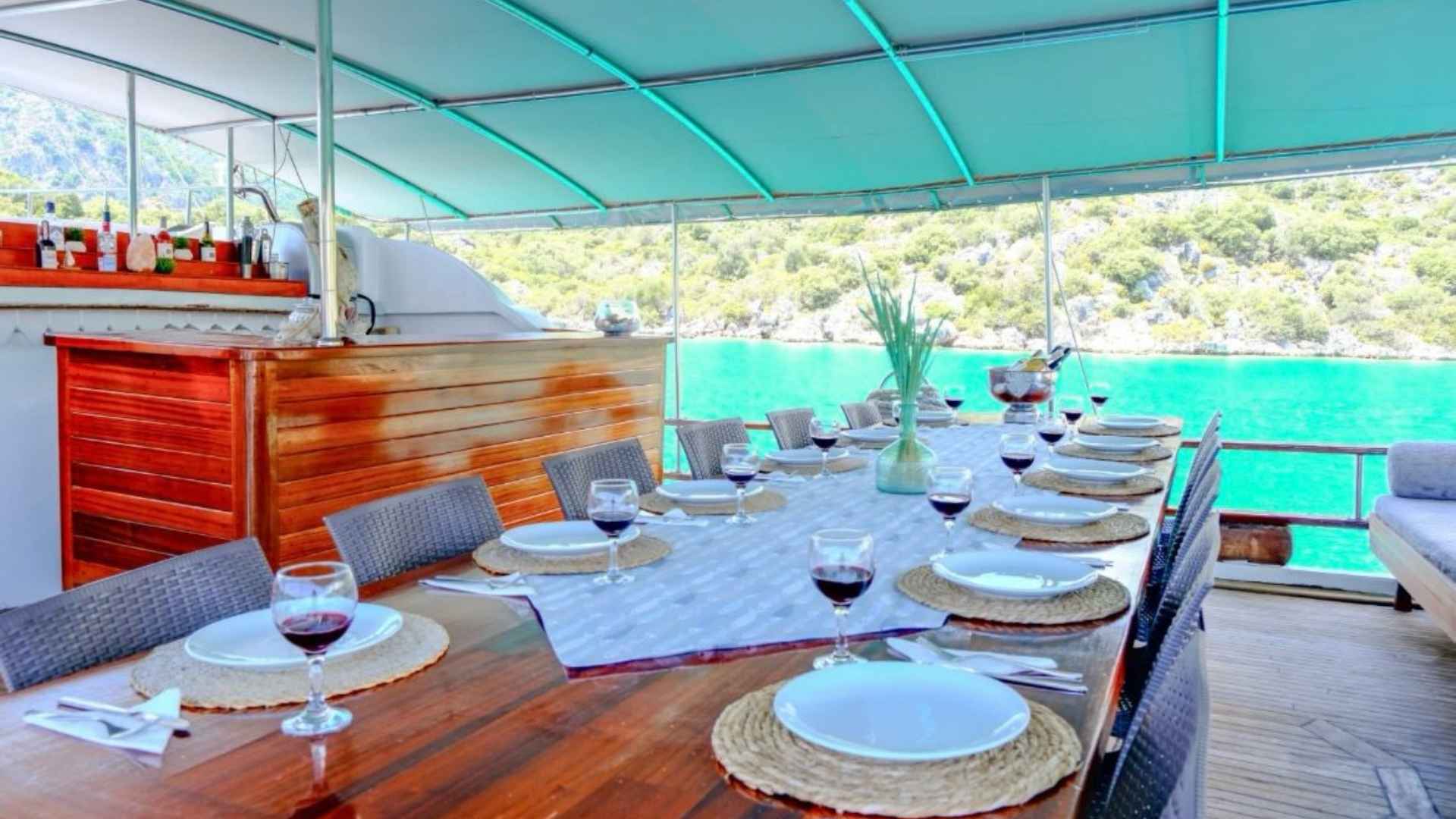 Fethiye Göcek 16 Kişi 24  Lüx Gulet