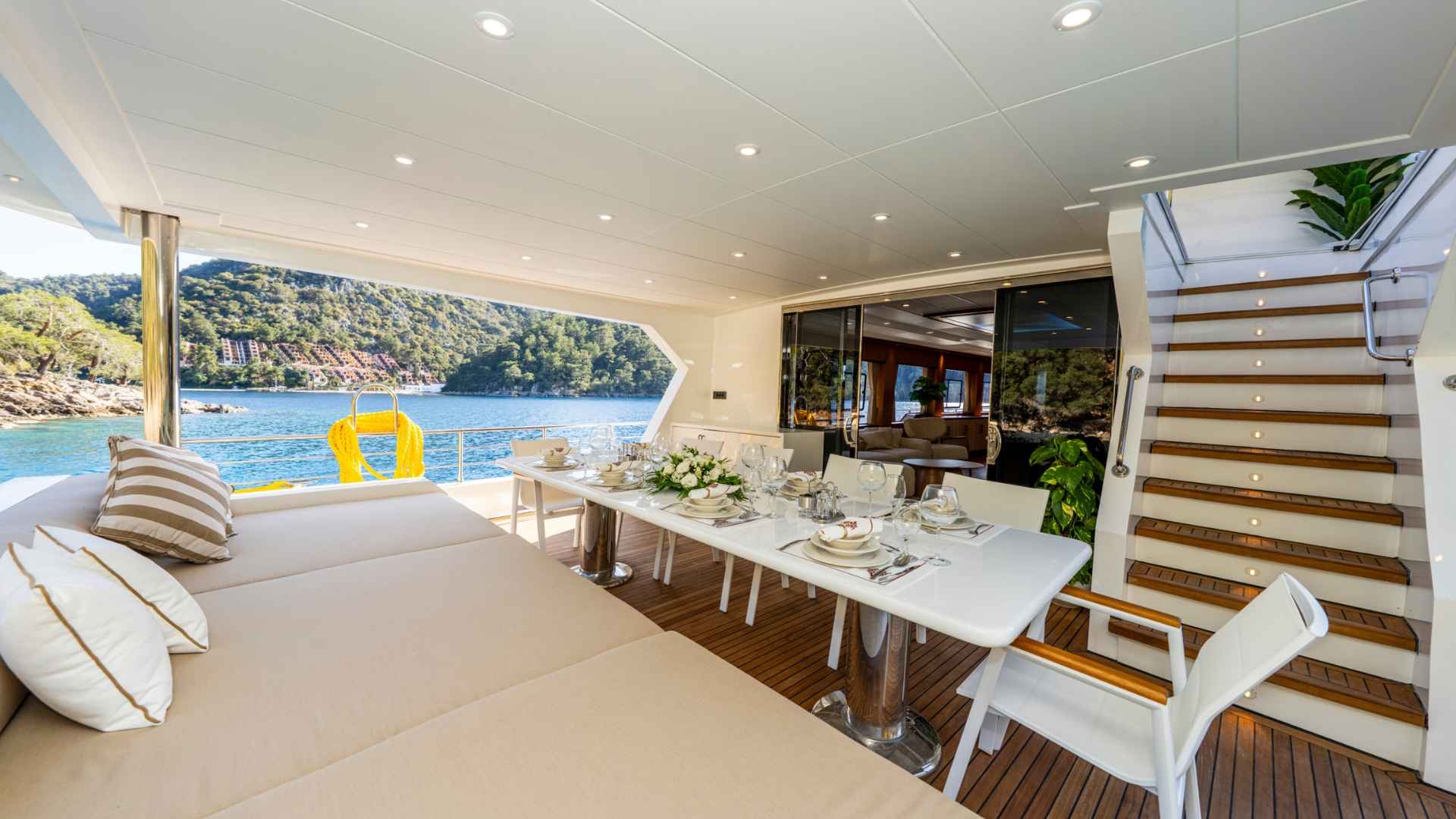 Lila Trawler 5 Kabin 24 M 12 Kişi