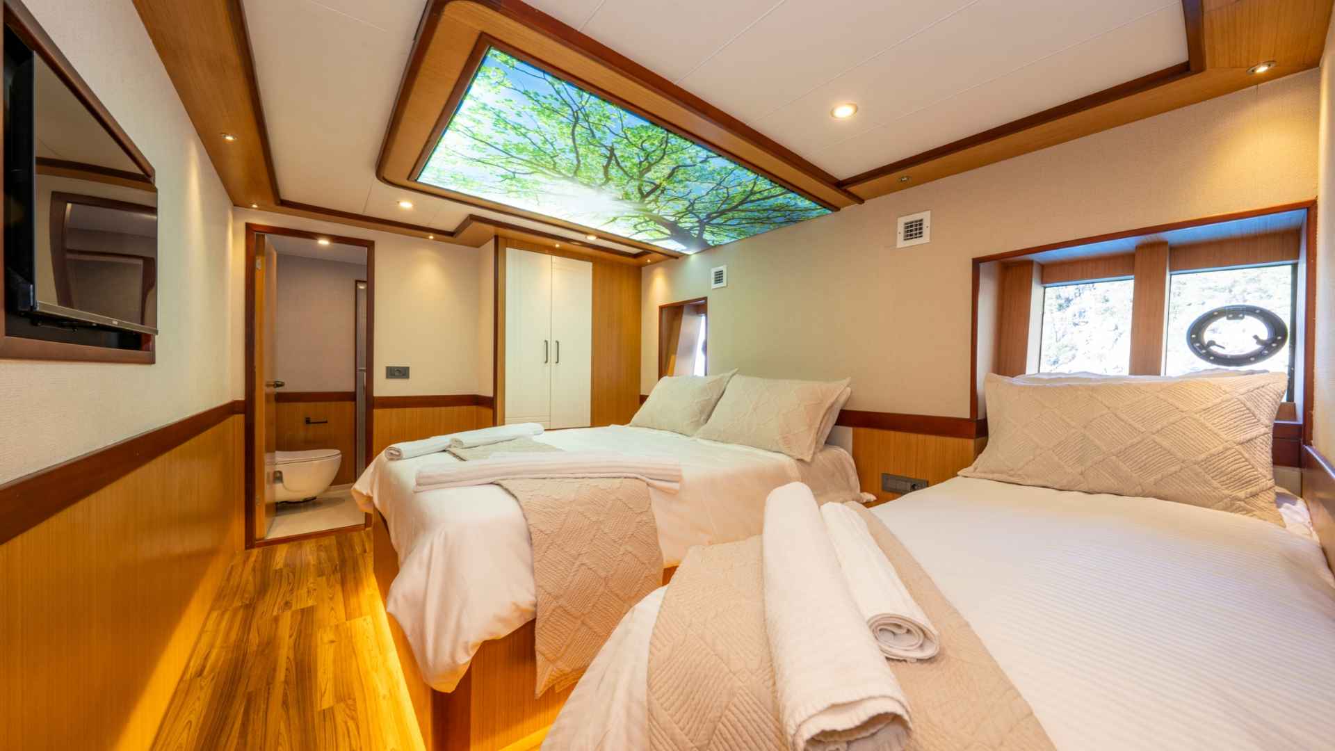 Lila Trawler 5 Kabin 24 M 12 Kişi