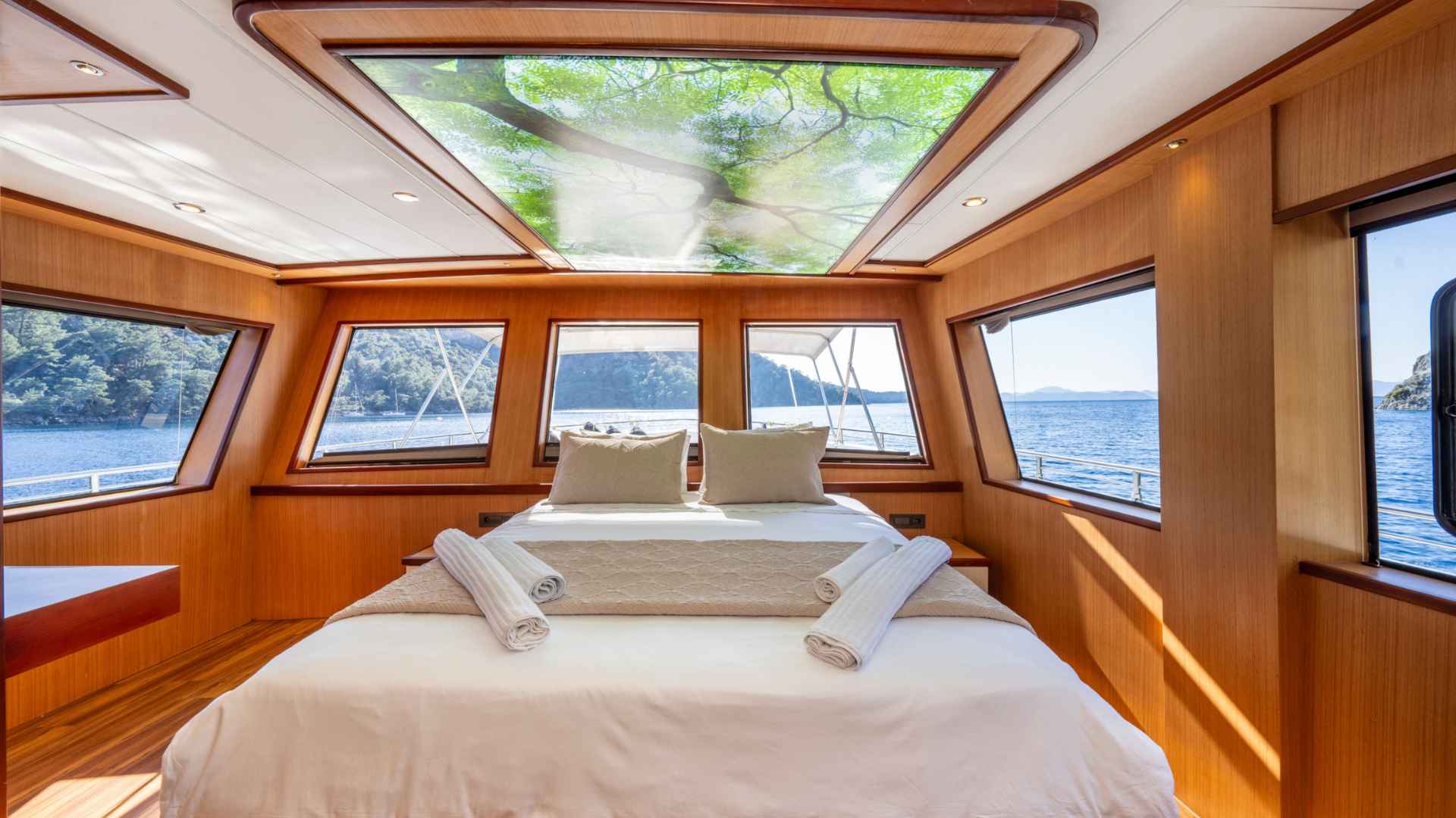 Lila Trawler 5 Kabin 24 M 12 Kişi