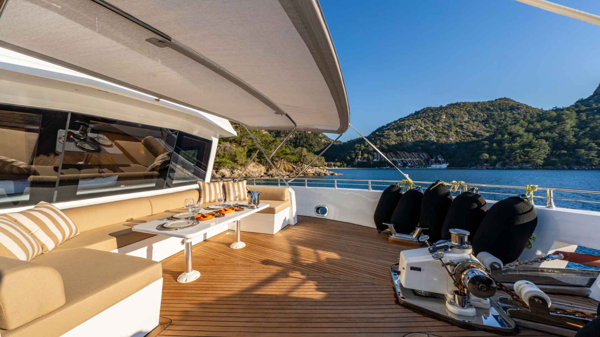 Lila Trawler 5 Kabin 24 M 12 Kişi