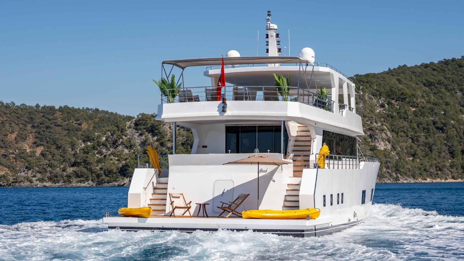 Lila Trawler 5 Kabin 24 M 12 Kişi