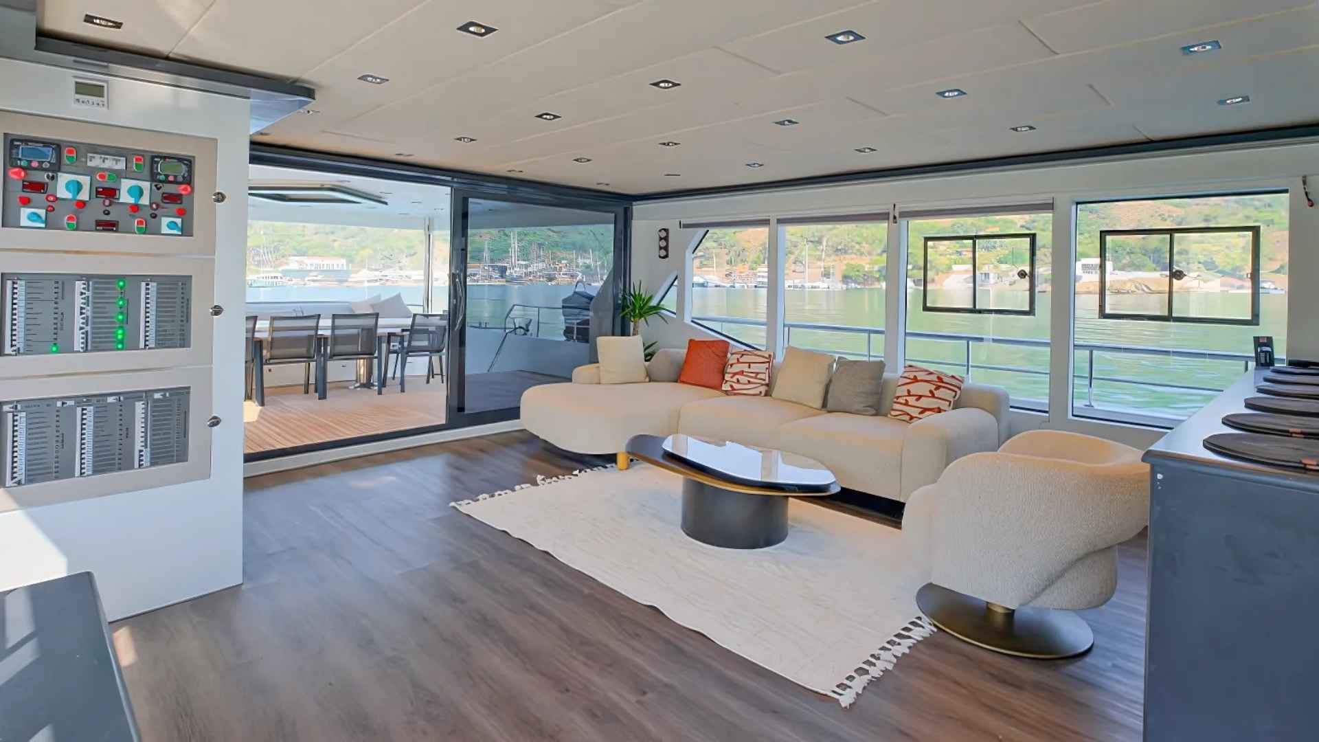 27 Metre Lüx Trawler Kiralama