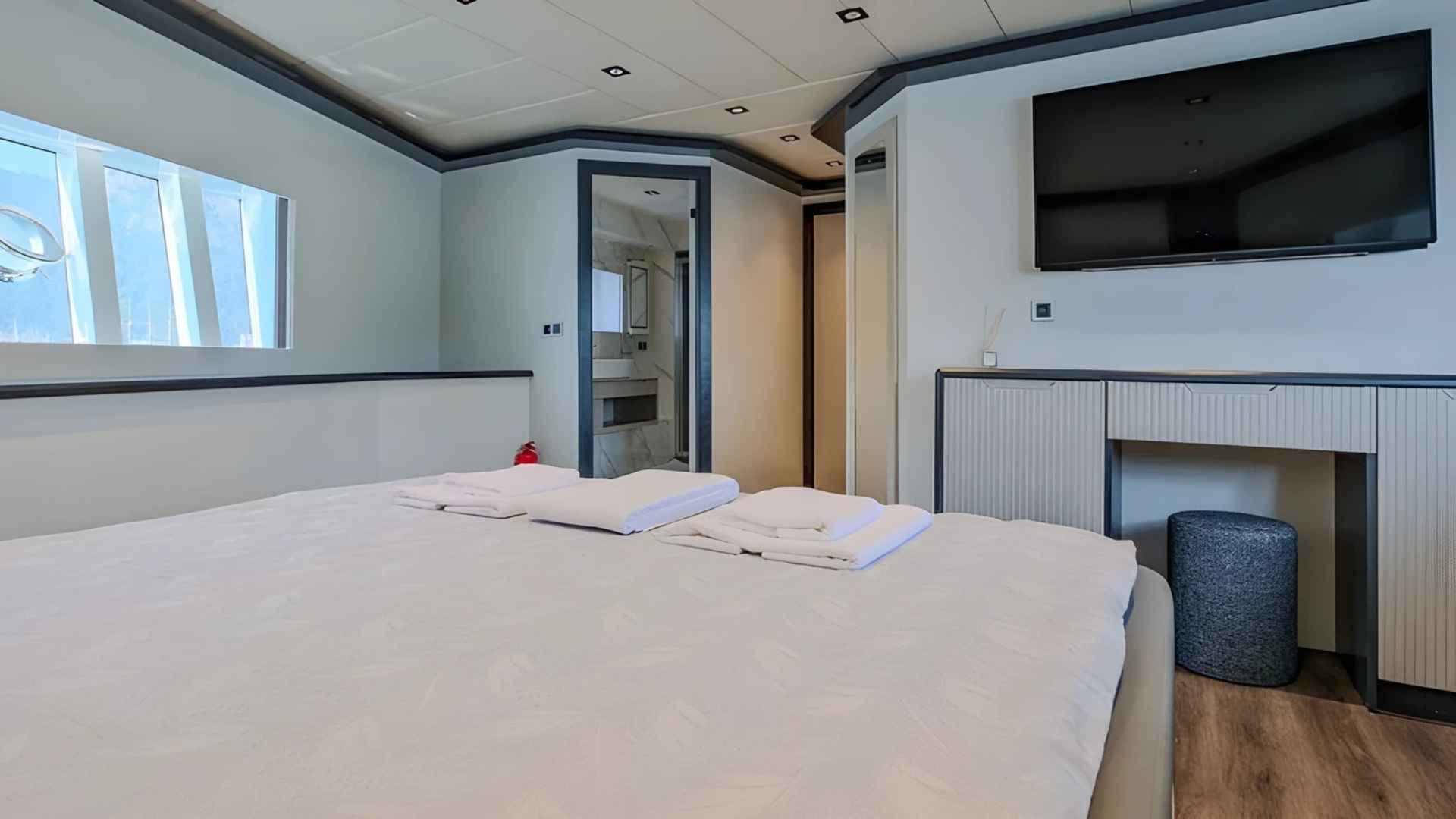 27 Metre Lüx Trawler Kiralama