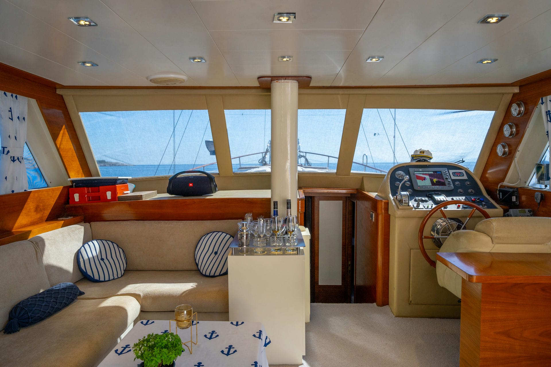 22.5 Metre Lüks Gulet – 3 Kabin | 6 Kişi Kapasite