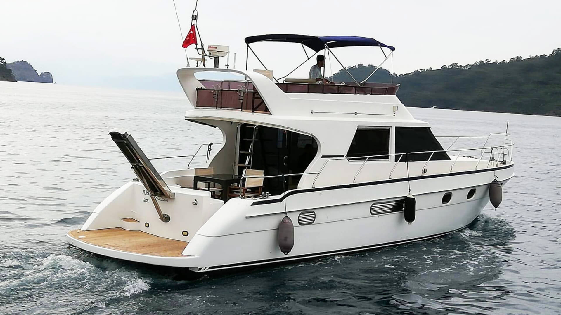 Göcek Lux Motoryat Özel Yapım 2 Kabin 15 Metre