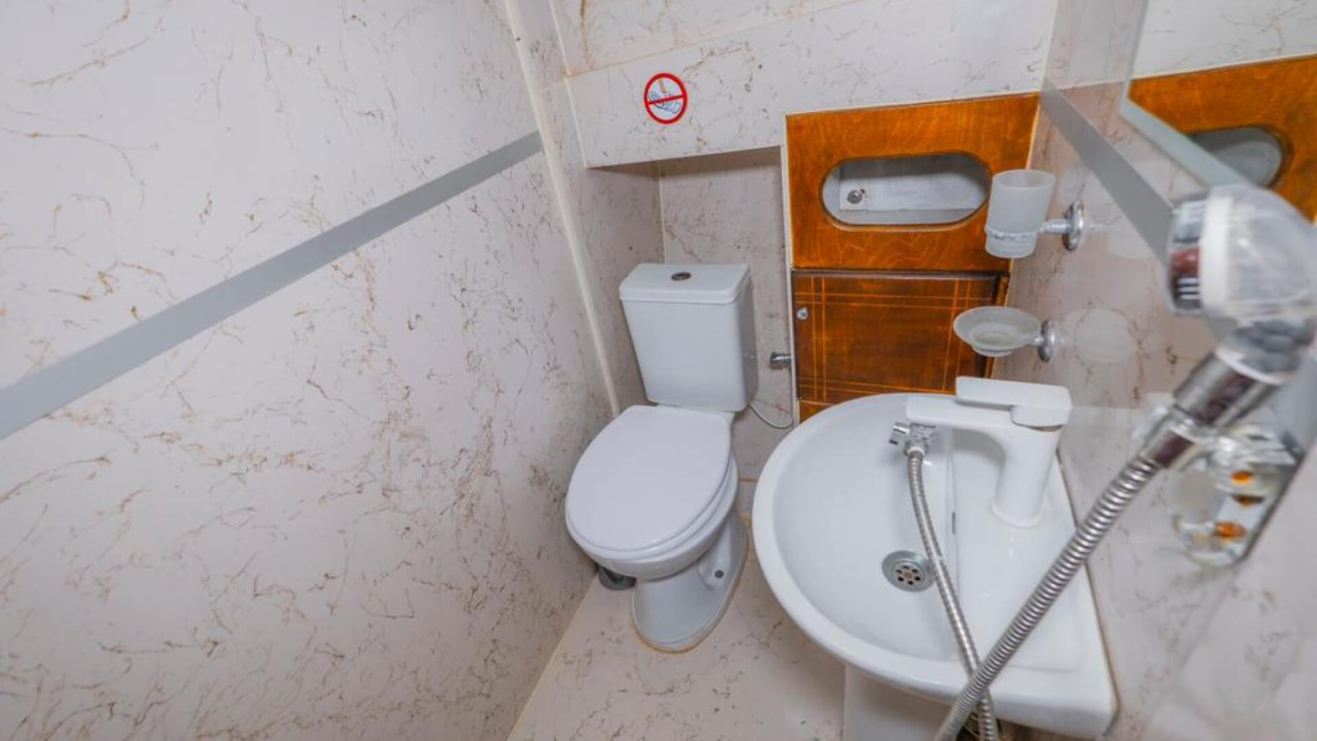 Selimiye ve Bozburun Kalkışlı 3 Kabin 18 Metre Gulet