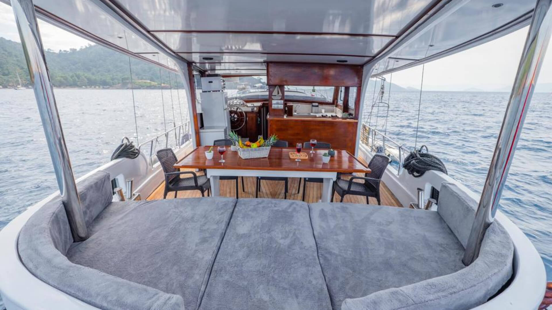 Selimiye ve Bozburun Kalkışlı 3 Kabin 18 Metre Gulet