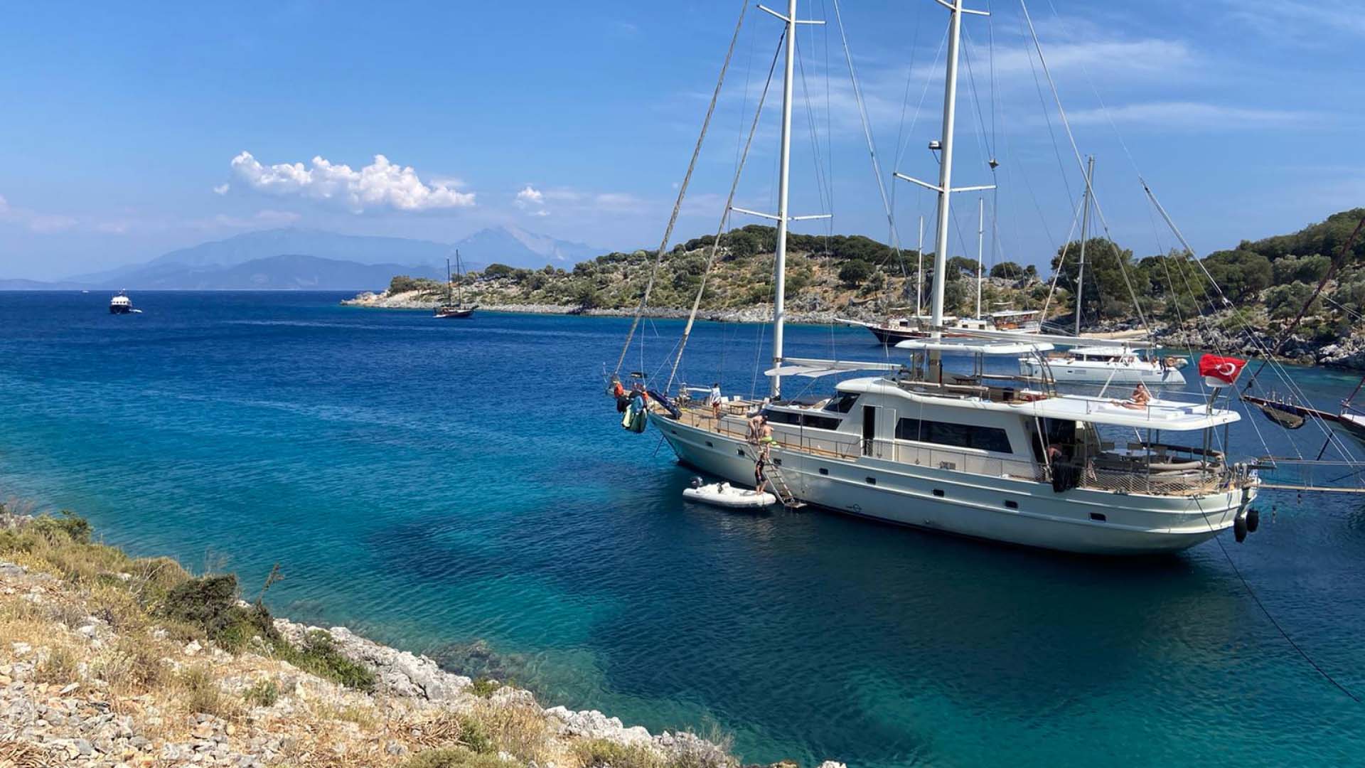 Göcek Delux Gulet 5 Kabin 32 Metre