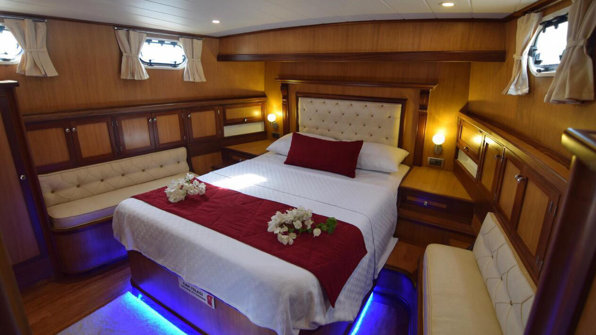 Göcek Standart Gulet 2 Kabin 15 Metre