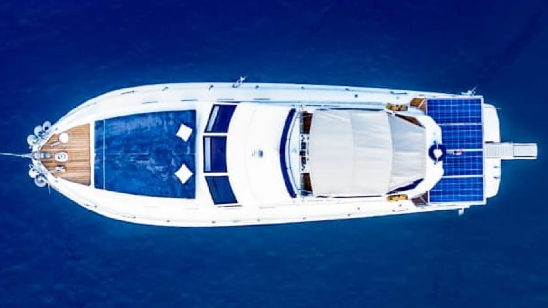 Göcek Lüx Ekonomik Motoryat Princess 2 Kabin 14 Metre