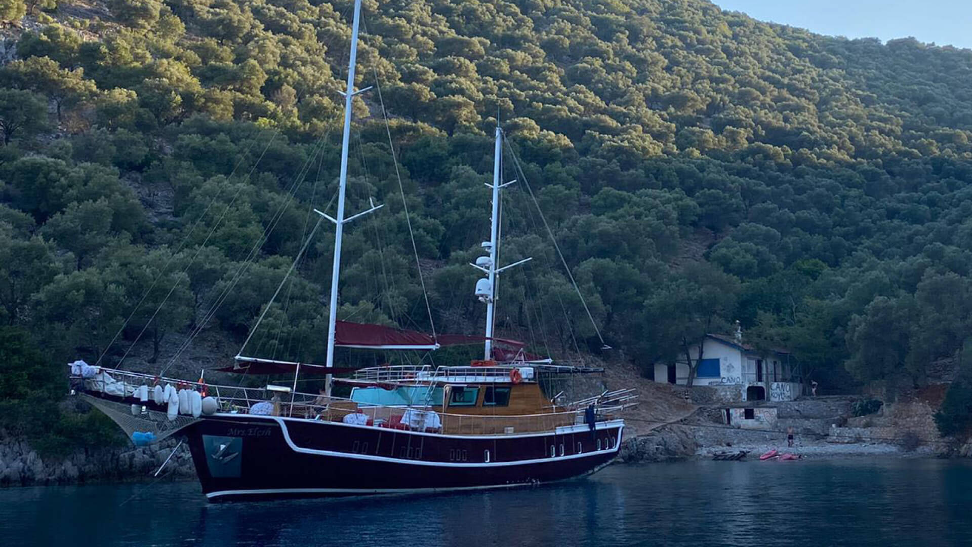 Göcek Kiralık Gulet Klimalı Lux 14 Kişi 24 Metre