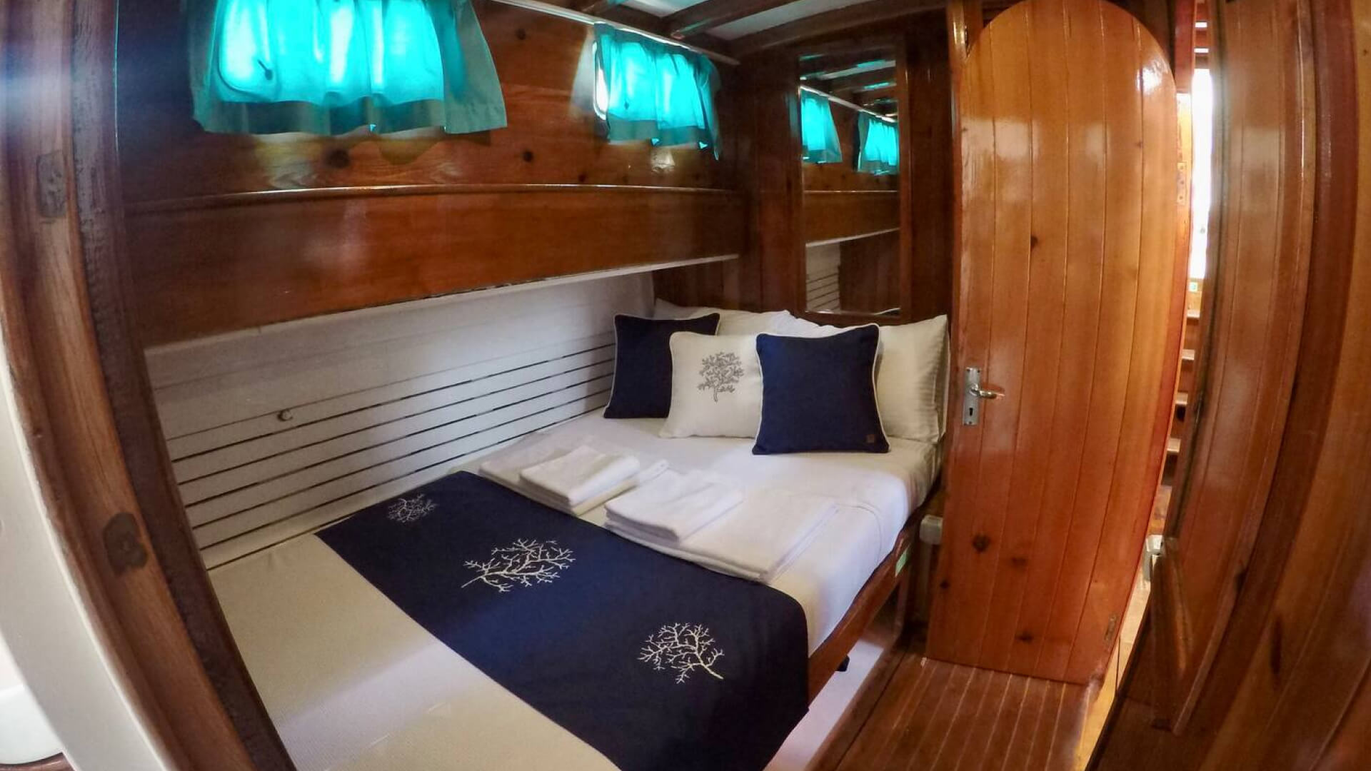 Göcek Standart Konaklamalı Gulet  6 Kişi 19 Metre