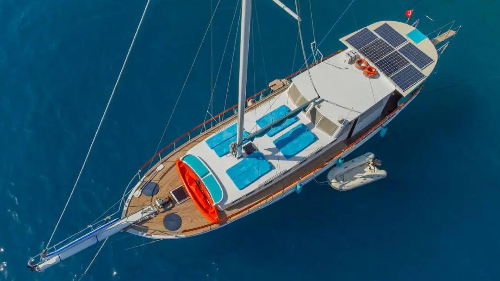 Göcek Standart Konaklamalı Gulet  6 Kişi 19 Metre