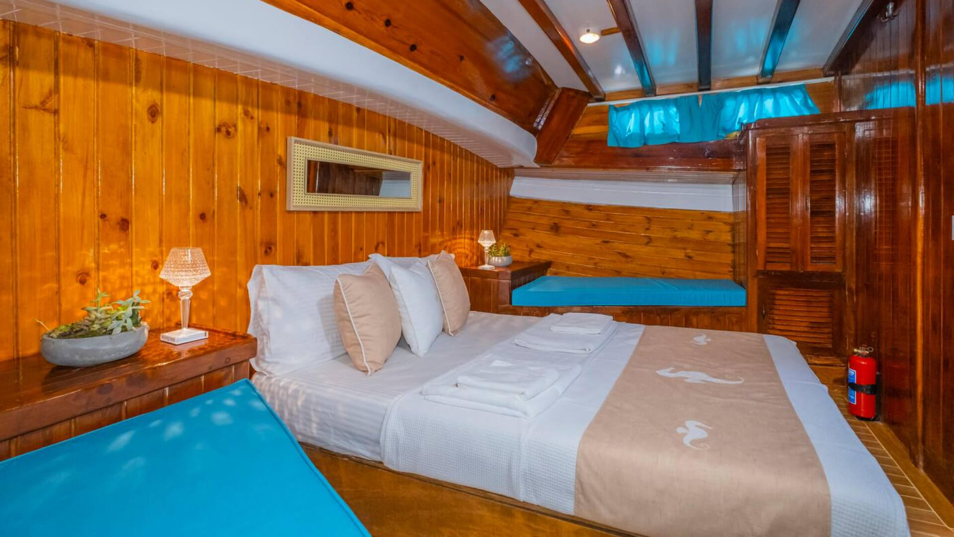 Göcek Standart Konaklamalı Gulet  6 Kişi 19 Metre