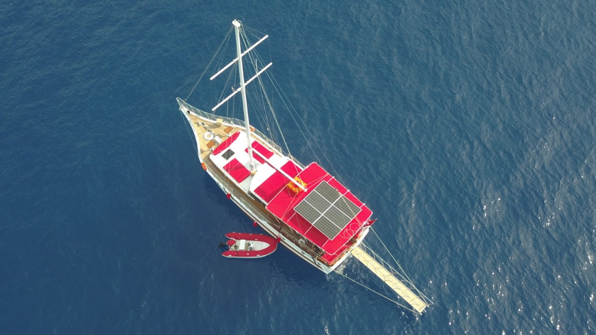 Göcek Tekne Tatili Lux Gulet 8 Kişi 18 Metre