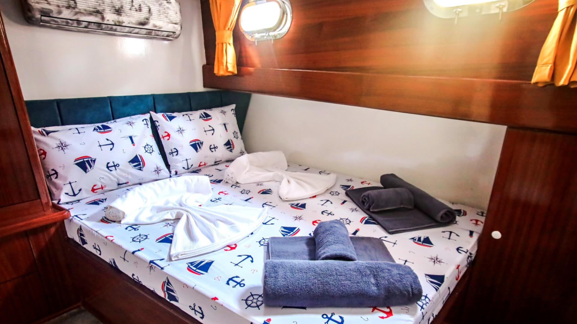 Göcek Tekne Tatili Lux Gulet 8 Kişi 18 Metre