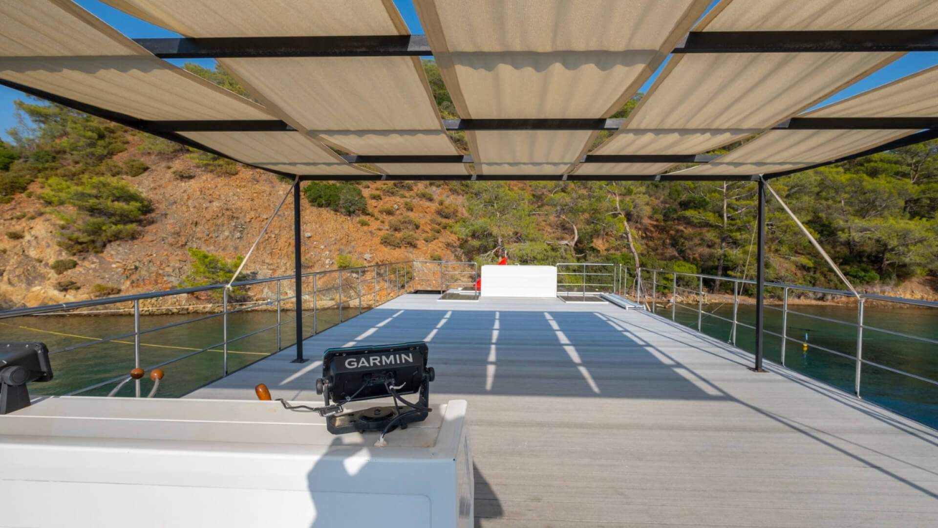 Lux Otel Konforunda Yüzen Ev Göcek 2 Kabin 4+2 Kişilik 20 Metre