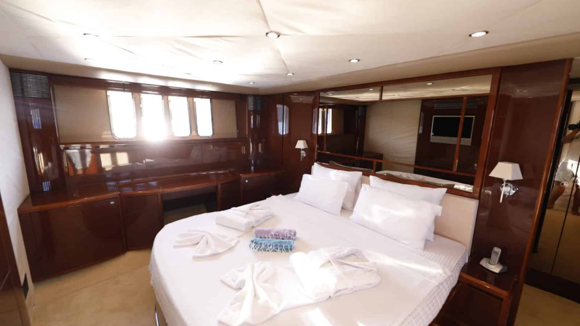 Göcek Kiralık Princess 21 Metre 4 Kabin