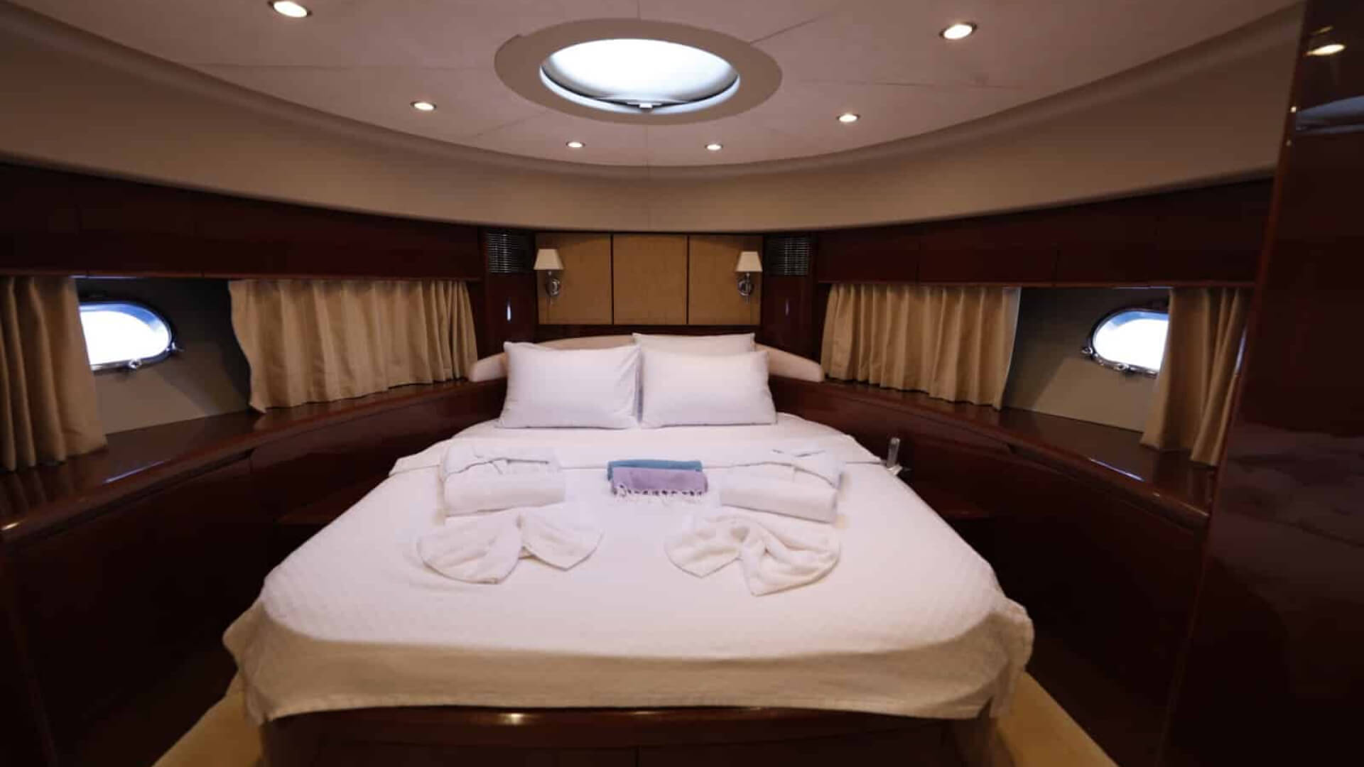 Göcek Kiralık Princess 21 Metre 4 Kabin