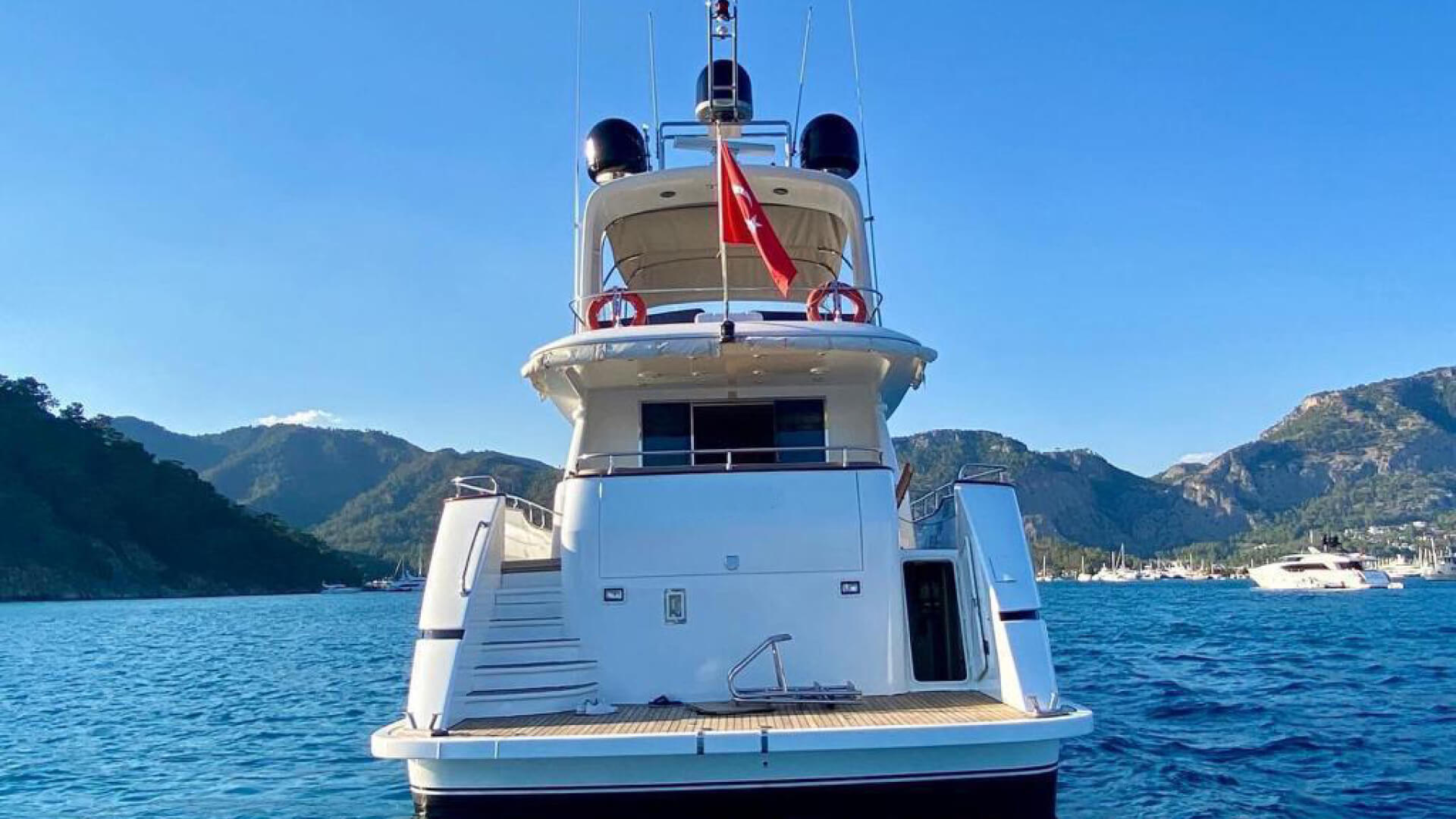 4 Kabin Motoryat Göcek Mavi yolculuk  8 Kişi