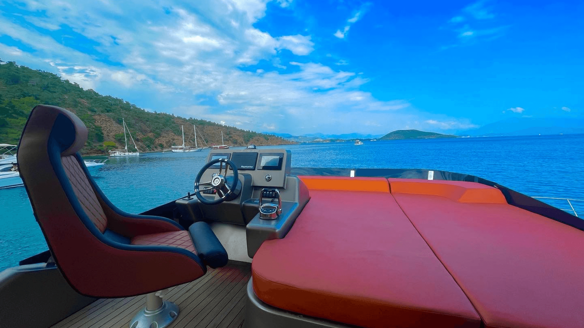 Fethiye Göcek Koylarında 3 Kabin Motoryat Kiralama 