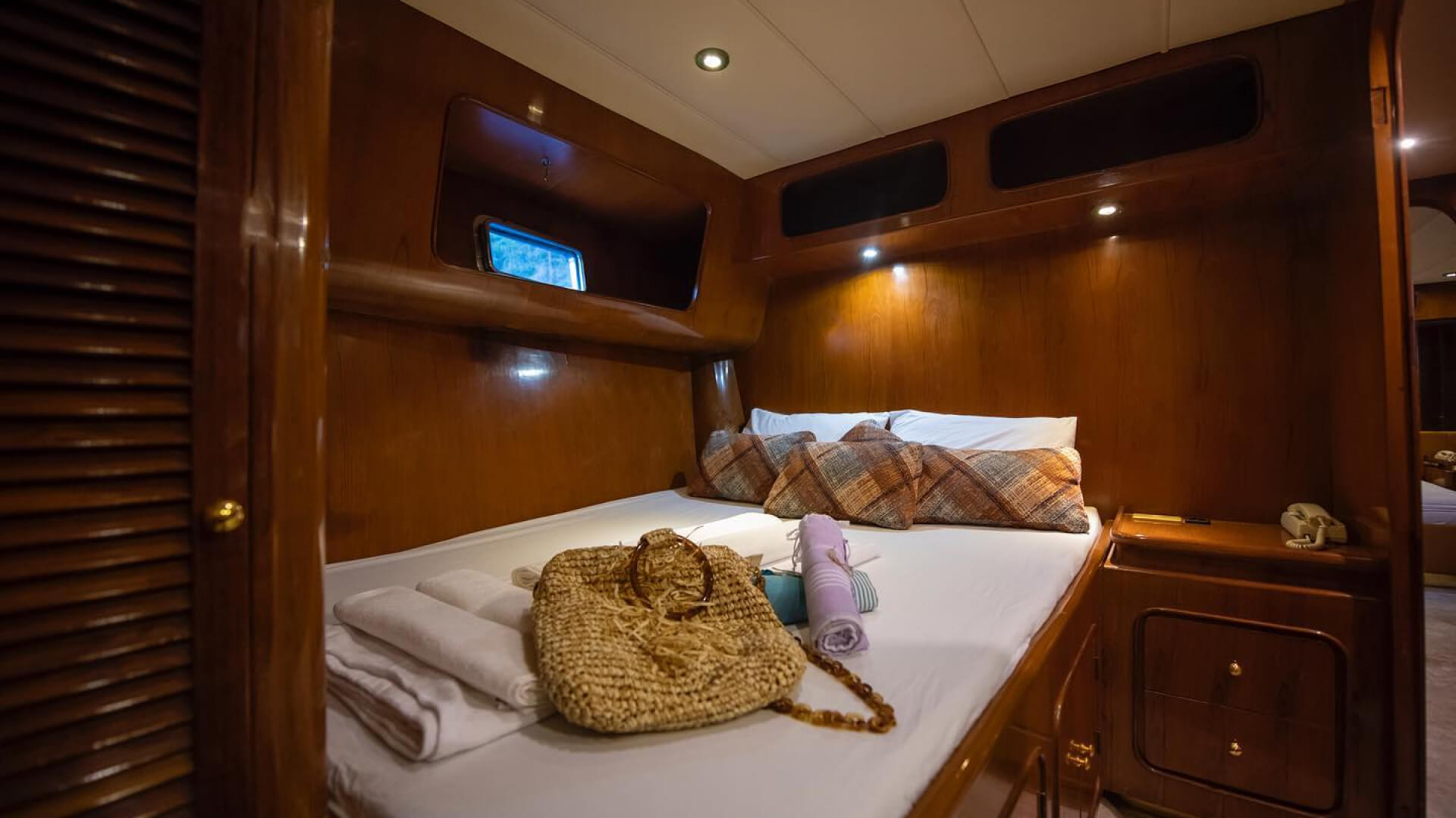 22 Metre Delux 3 Kabin Motoryat Kiralama