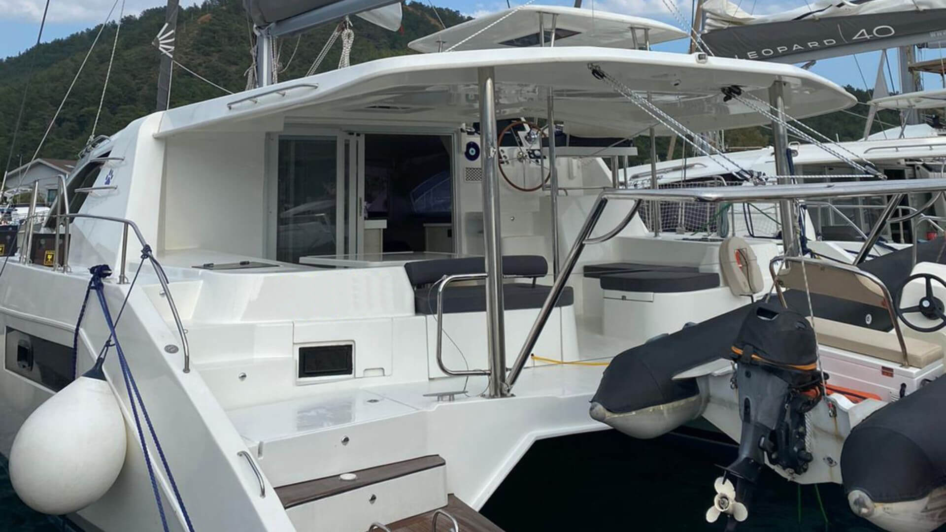 Leopard 48 Renovation 2021 Katamaran Kiralama 4 Kabin 15 Metre 