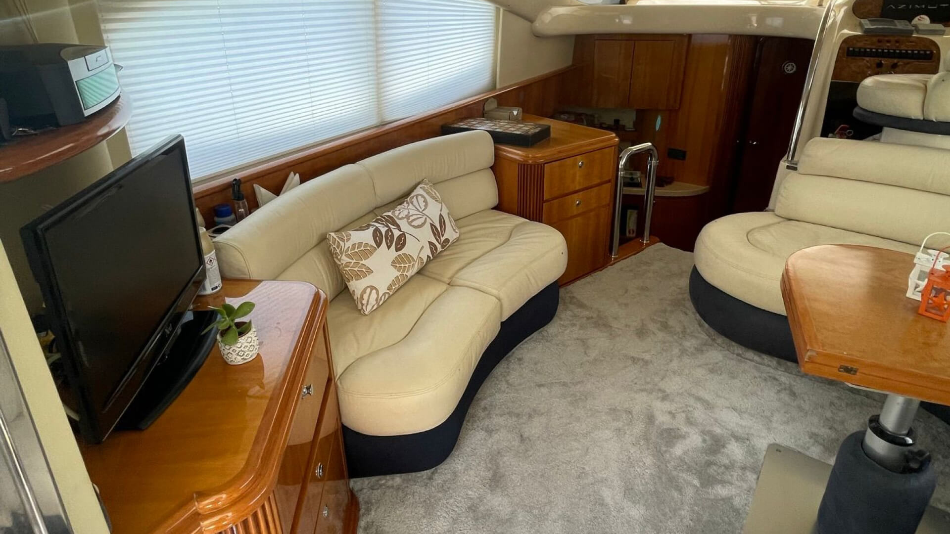 Azimut 42 Lüx Motoryat Kiralama Göcek 14 M