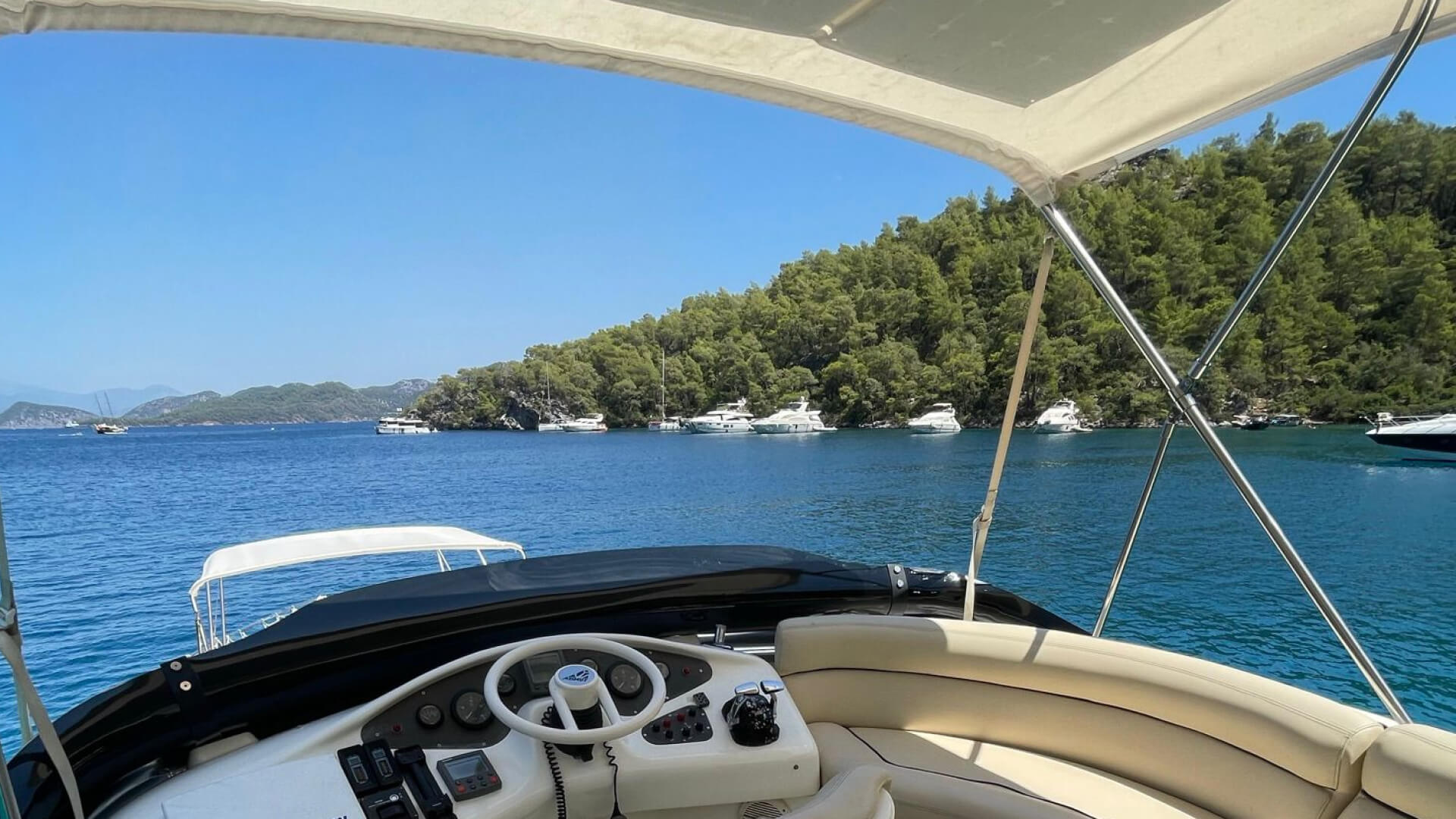 Azimut 42 Lüx Motoryat Kiralama Göcek 14 M
