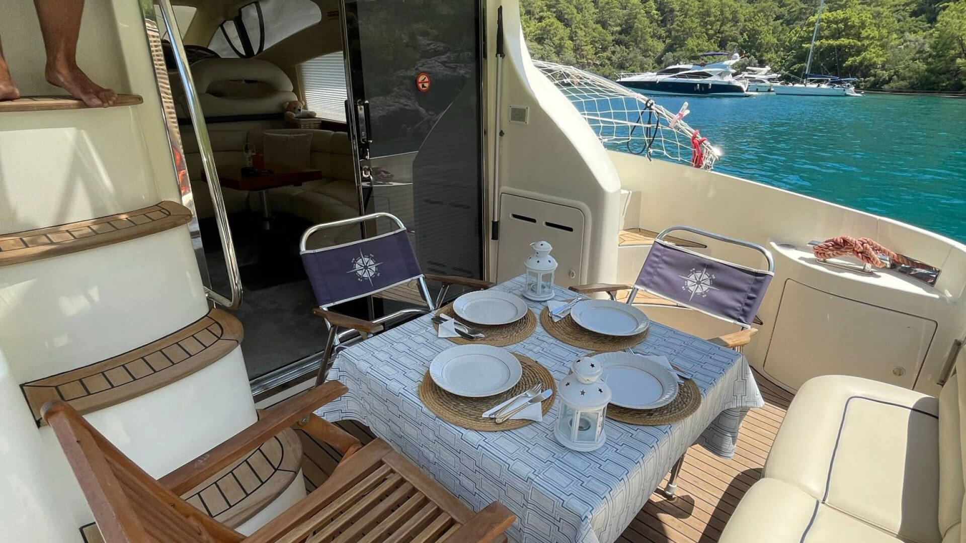 Azimut 42 Lüx Motoryat Kiralama Göcek 14 M