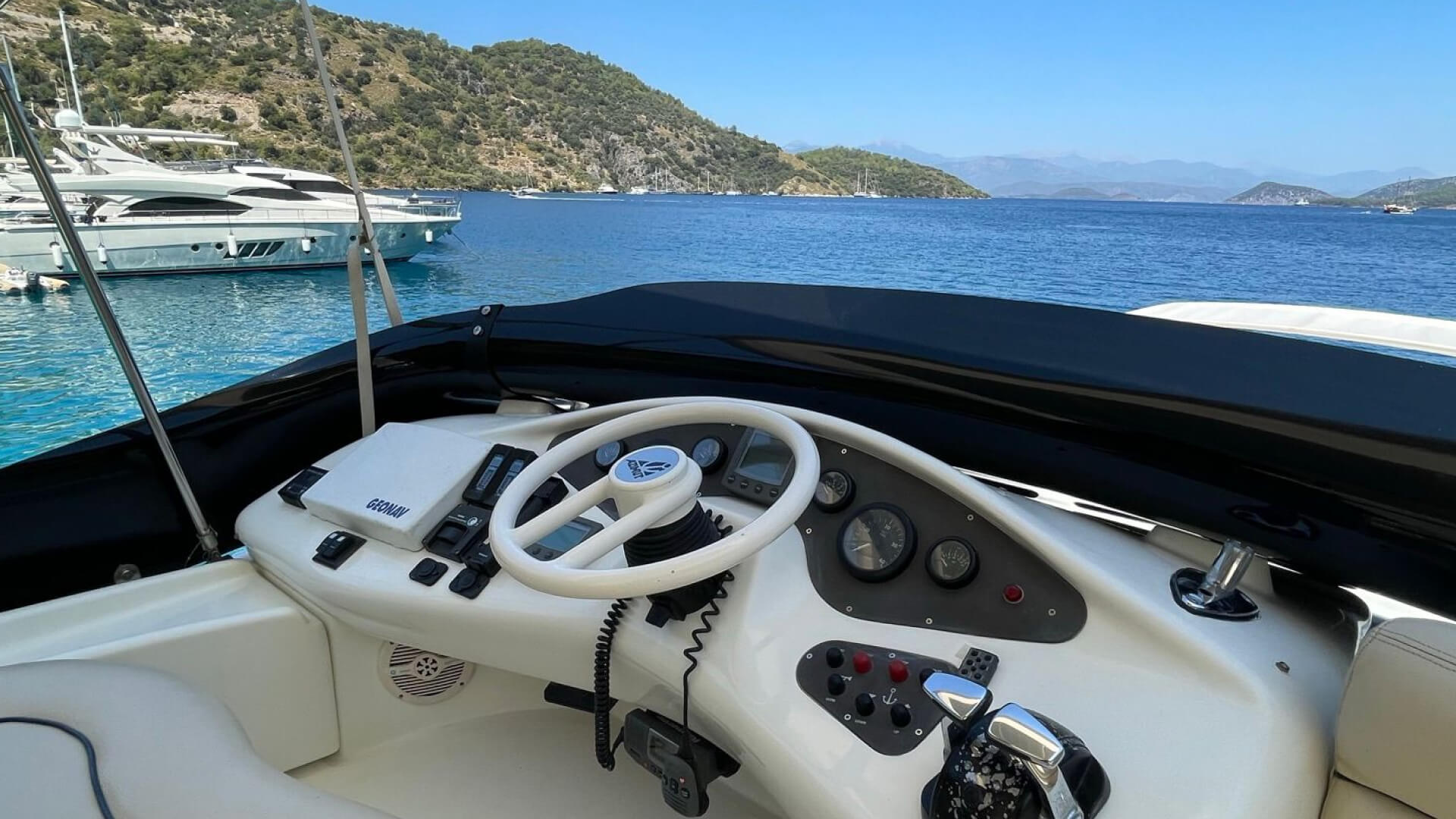 Azimut 42 Lüx Motoryat Kiralama Göcek 14 M