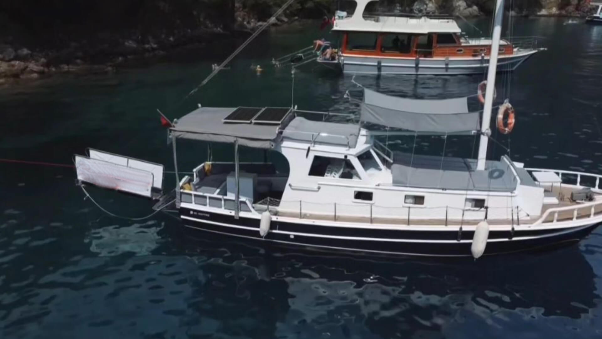Göcekte Konaklamalı veya Günübirlik 4 kişilik Tekne Kiralama