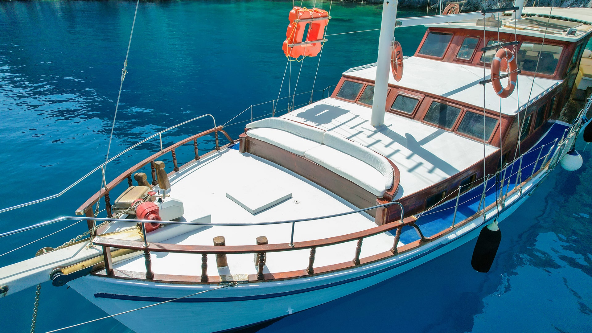 Fethiye Göcek Standart Plus Kiralık Gulet 3 Kabin 17 Metre
