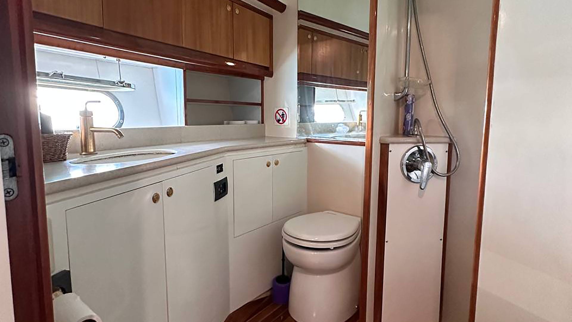 Golden Life Motoryat 4 Kabin 8 kişilik Göcek Fethiye Motoryat Kiralama