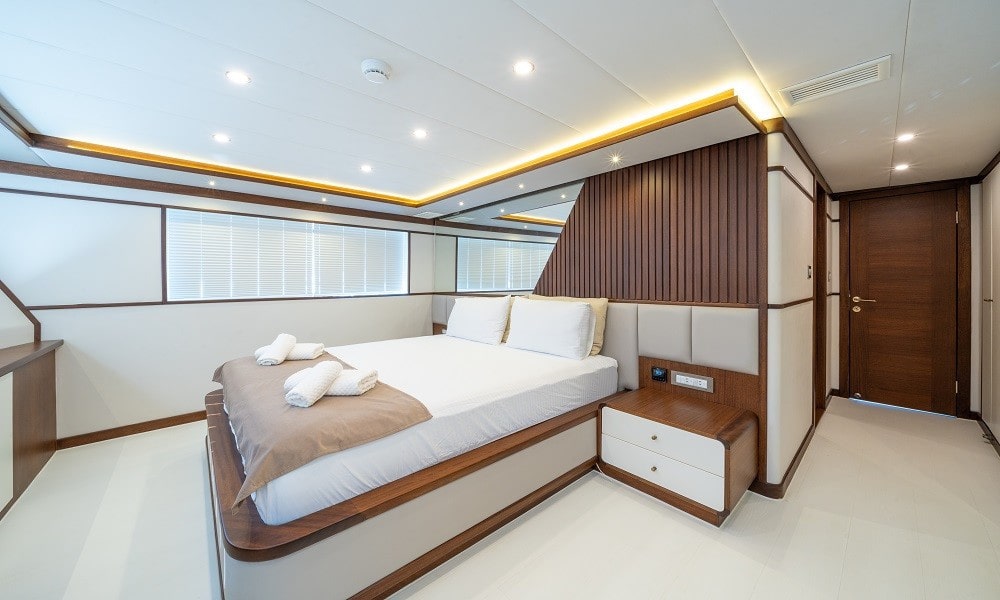 Fethiye Göcek Trawler Kiralama 4 Kabin 9 Kişilik 2023 Model 24 Metre